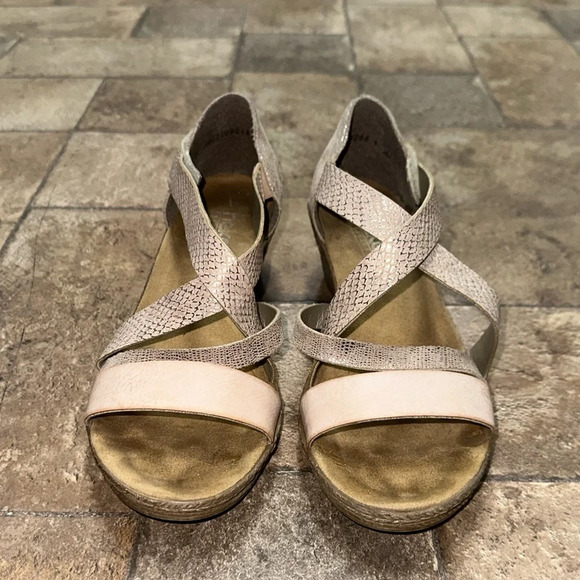 Rieker Size 40 - Picture 3 of 8